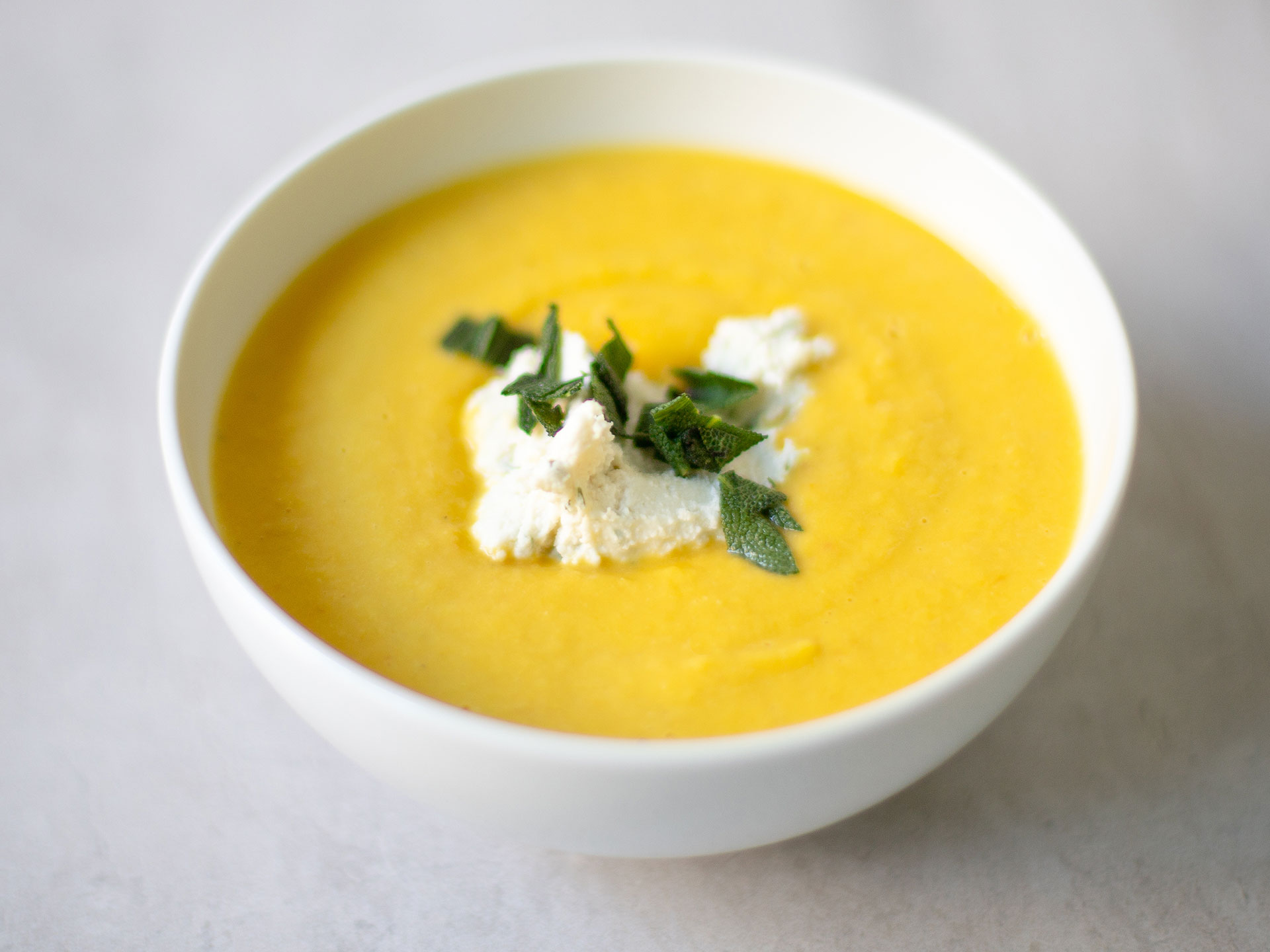 Roasted Acorn Squash Soup Recipe