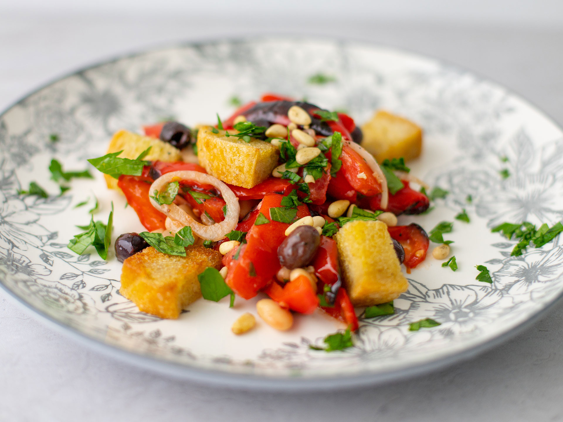 Roasted Red Pepper Panzanella Salad Recipe
